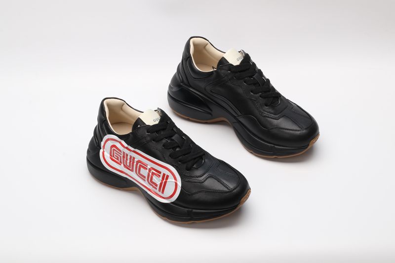 G*cci Sneaker