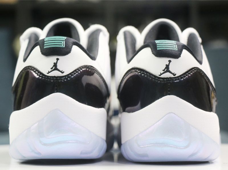 Air Jordan 11 Retro Low Iridescent 528895-145