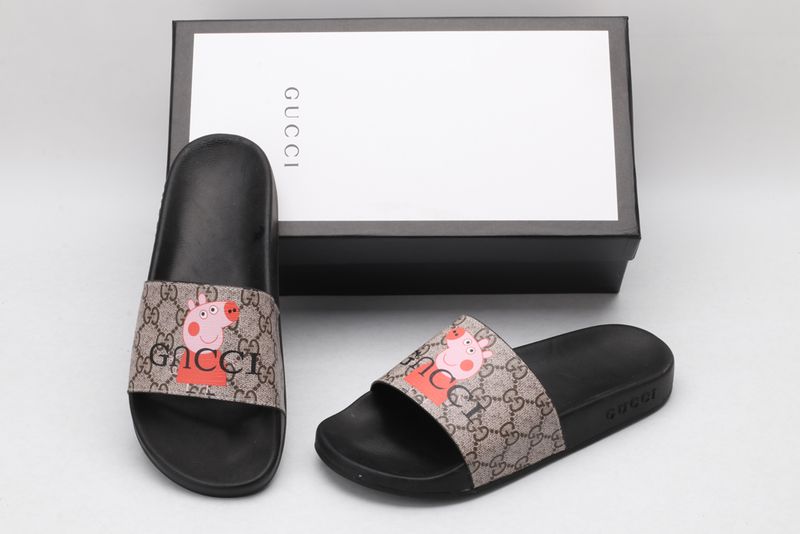 G*cci Sandals