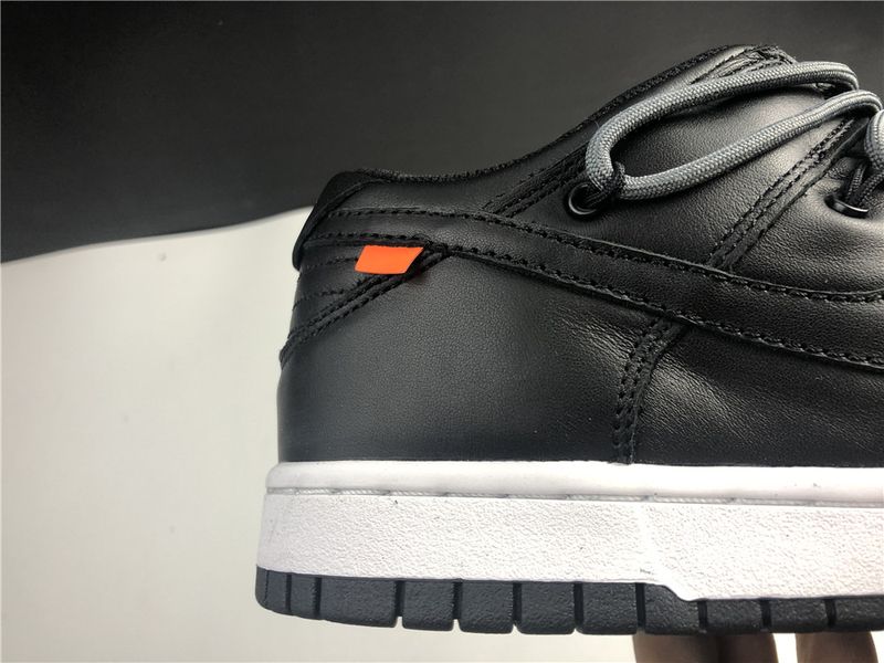 Off-White SB Dunk