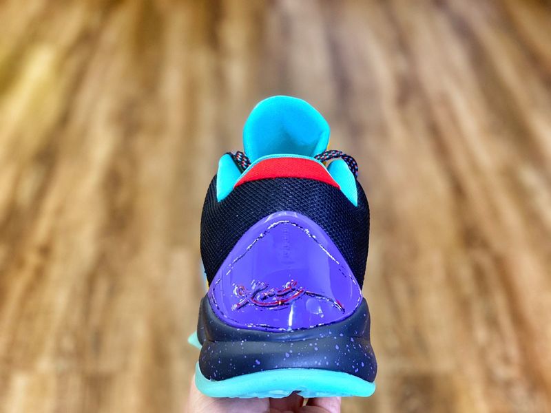 NIKE KOBE 5