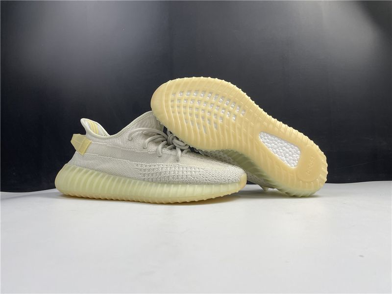 Yeezy Boost 350 V2 GY3438