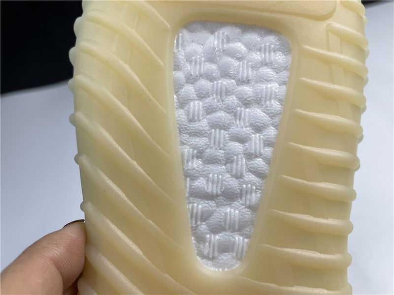Yeezy Boost 350 V2 GY3438