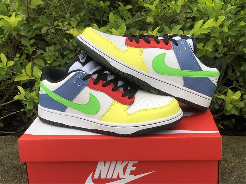 Nike SB Dunk Low Green Strike DD1503 106