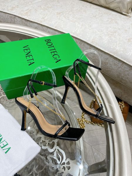 Women B*ottega Top Sandals