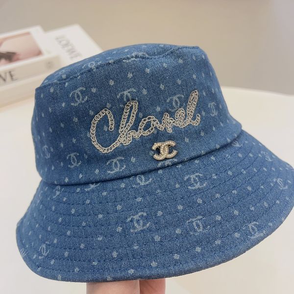 C*hanel  Hats Top XX230420-1