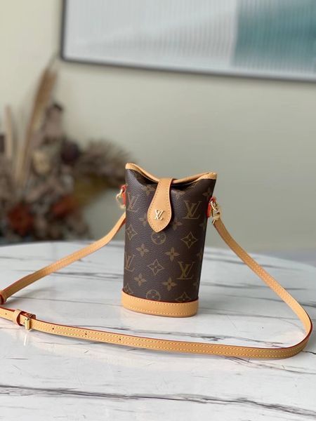 L*ouis V*uitton Crossbody bag Top Quality HT 20231016-34 14.5 x 18 x 6.5