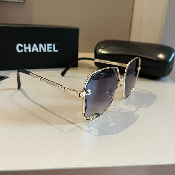 C*hanel Top XX 20240323-8