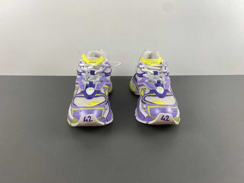 B*alenciaga runner Sneaker AM20240613-11