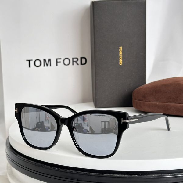 T*om for Glasses Top XX 20240802-19