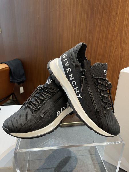 G*ivenchy Top Sneaker Low RR 20240815-31