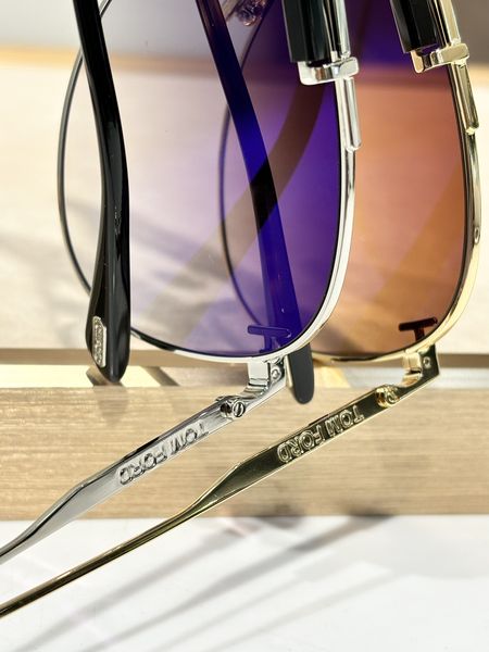 T*om for  Glasses Top XX 20250113-46