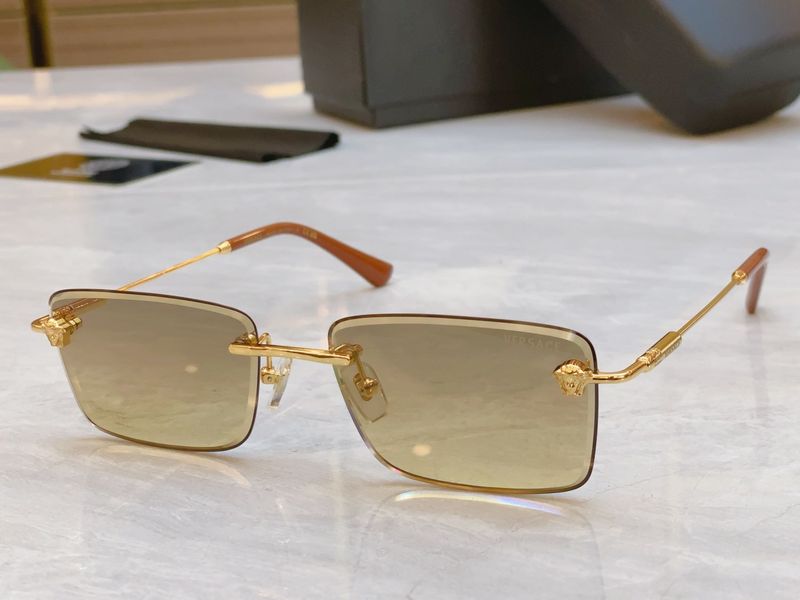 V*ersace  Glasses Top XX 20250113-50