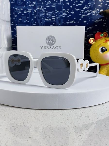 V*ersace  Glasses Top XX 20250402-36