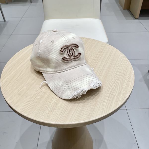 C*hanel  Hats Top XX20250408-7