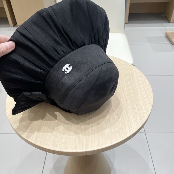 C*hanel  Hats Top XX20250408-16