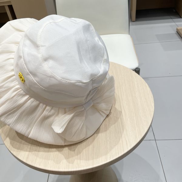 C*hanel  Hats Top XX20250408-16