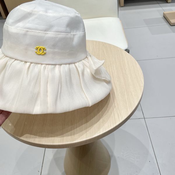 C*hanel  Hats Top XX20250408-16