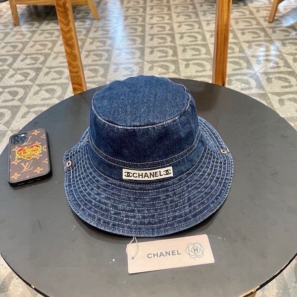C*hanel  Hats Top XX20250408-33