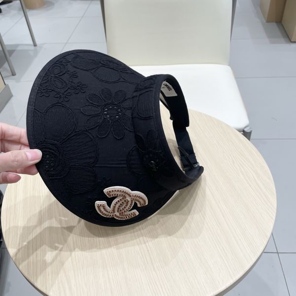 C*hanel  Hats Top XX20250409-8
