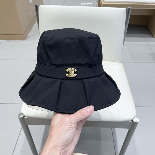 C*hanel  Hats Top XX20250409-53