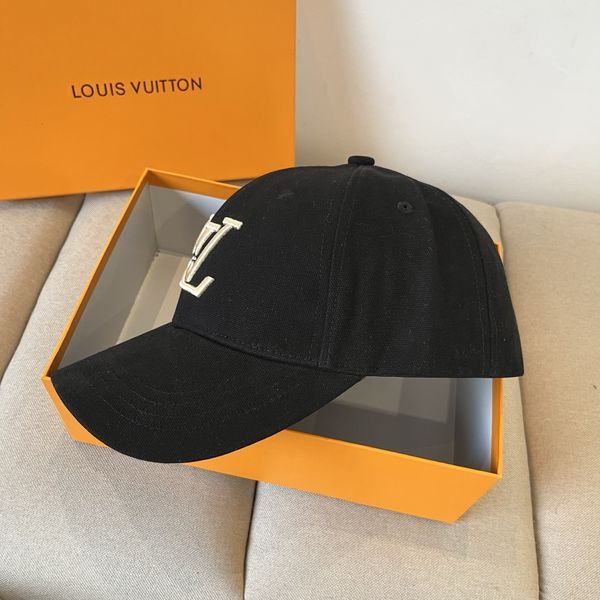 L*oewe  Hats Top XX20250410-1