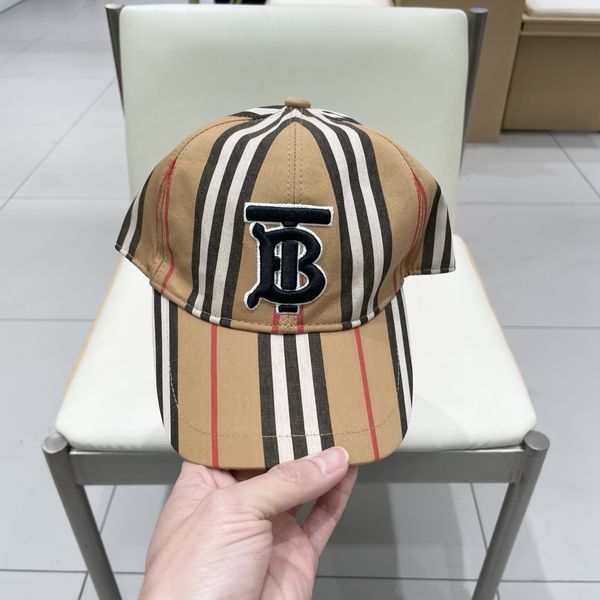 B*urberry  Hats Top XX20250411-14