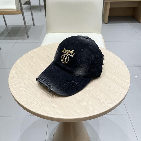 H*ermes  Hats Top XX20250411-35