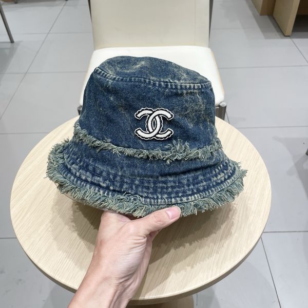 C*hanel  Hats Top XX20250411-39