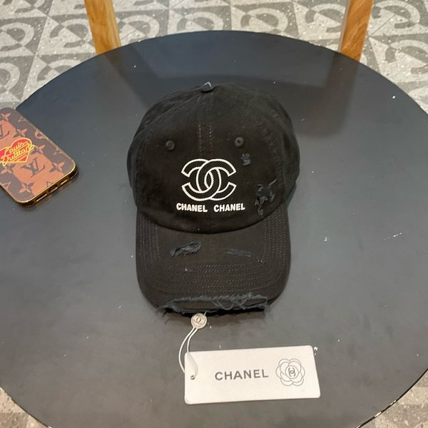 C*hanel  Hats Top XX20250411-52