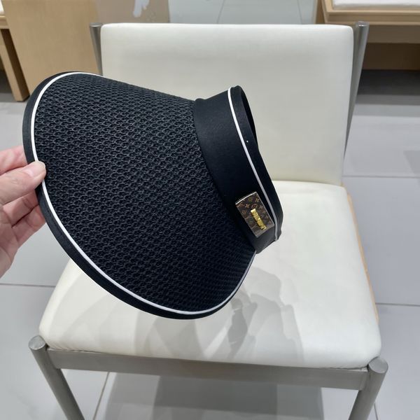 L*ouis V*uitton  Hats Top XX20250411-58