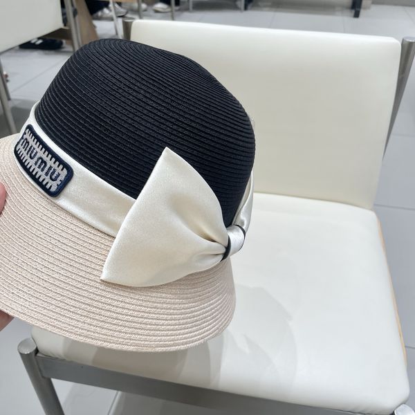 M*iuMiu  Hats Top XX20250411-64