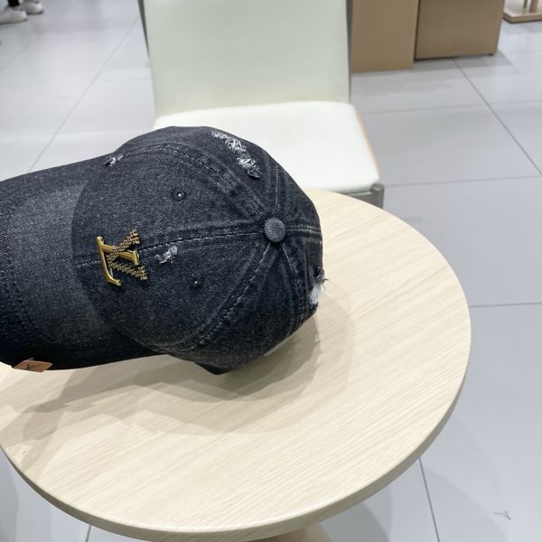 L*ouis V*uitton Hats Top XX250413-37