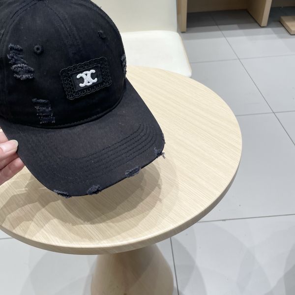 C*eline  Hats Top XX20250413-40