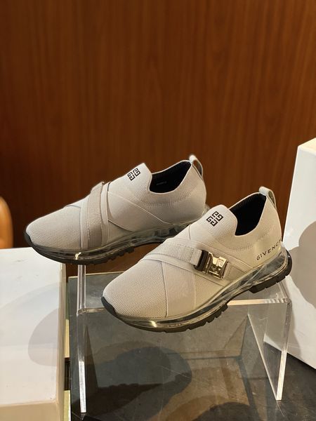 Givenchy  Top  Sneaker Low RR 20250415-146