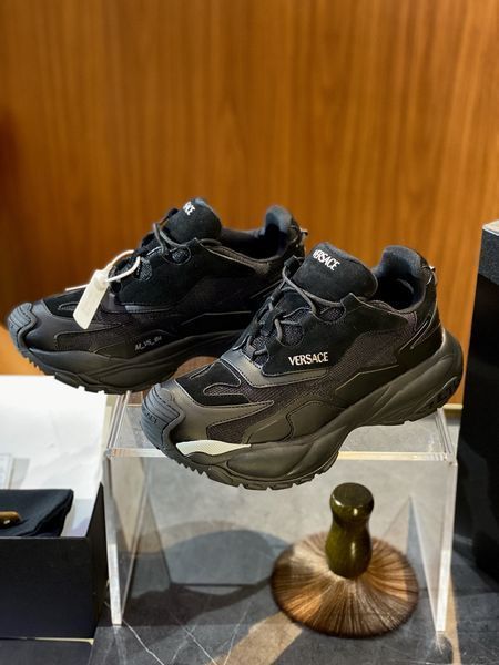 V*ersace Top  Sneaker Low RR 20250416-57