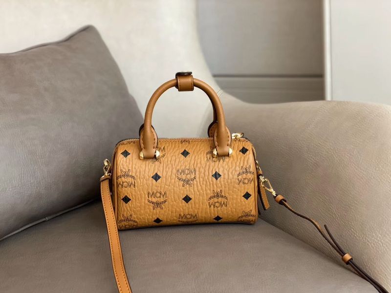 M*CM Bag Top Quality 18.5*10*8cm