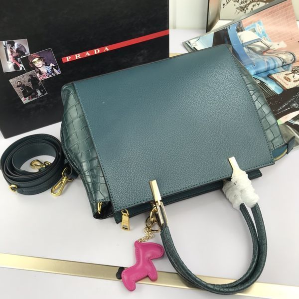 P*rada Top Bag 30*23*13cm