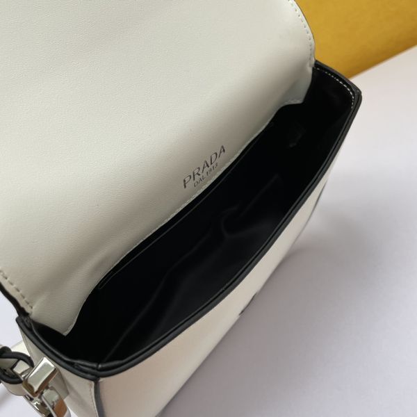 P*rada Top Bag 20*17*6cm