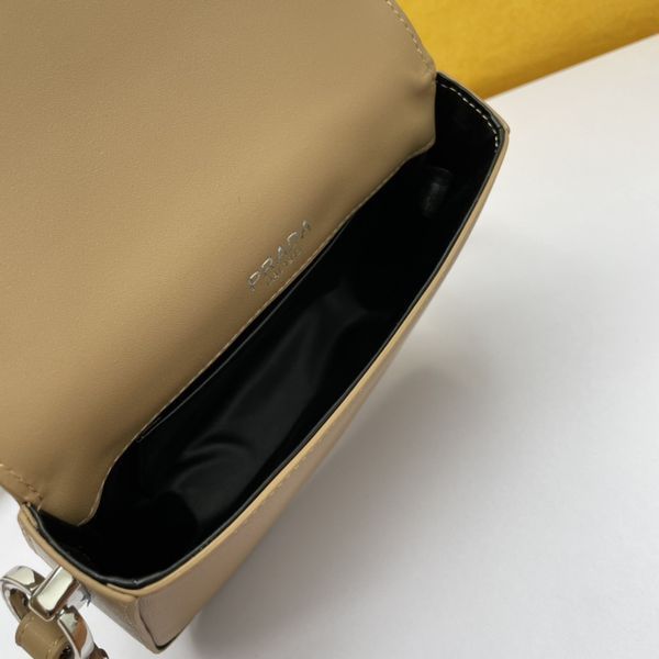 P*rada Top Bag 20*17*6cm