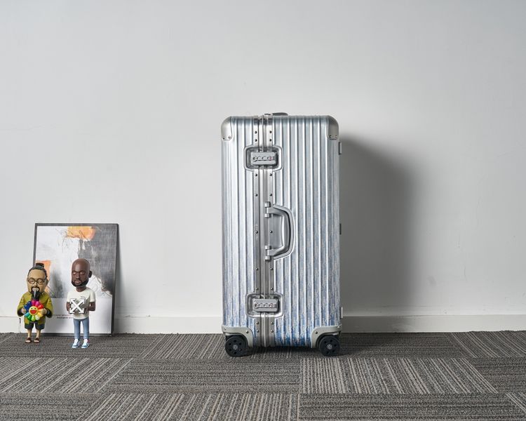 Luggage ask price on whatsapp