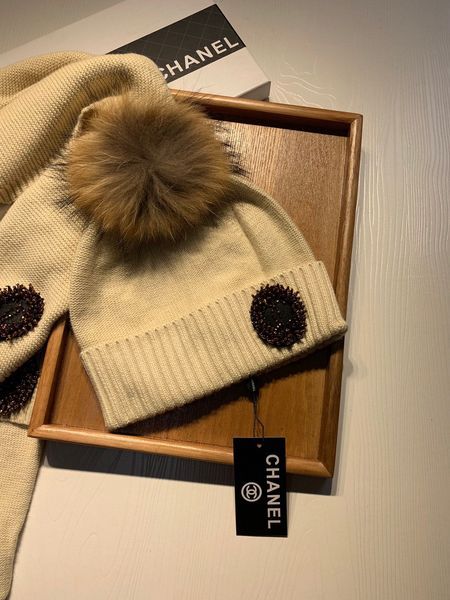 Scarf three-piece