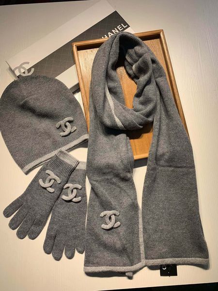 Scarf three-piece