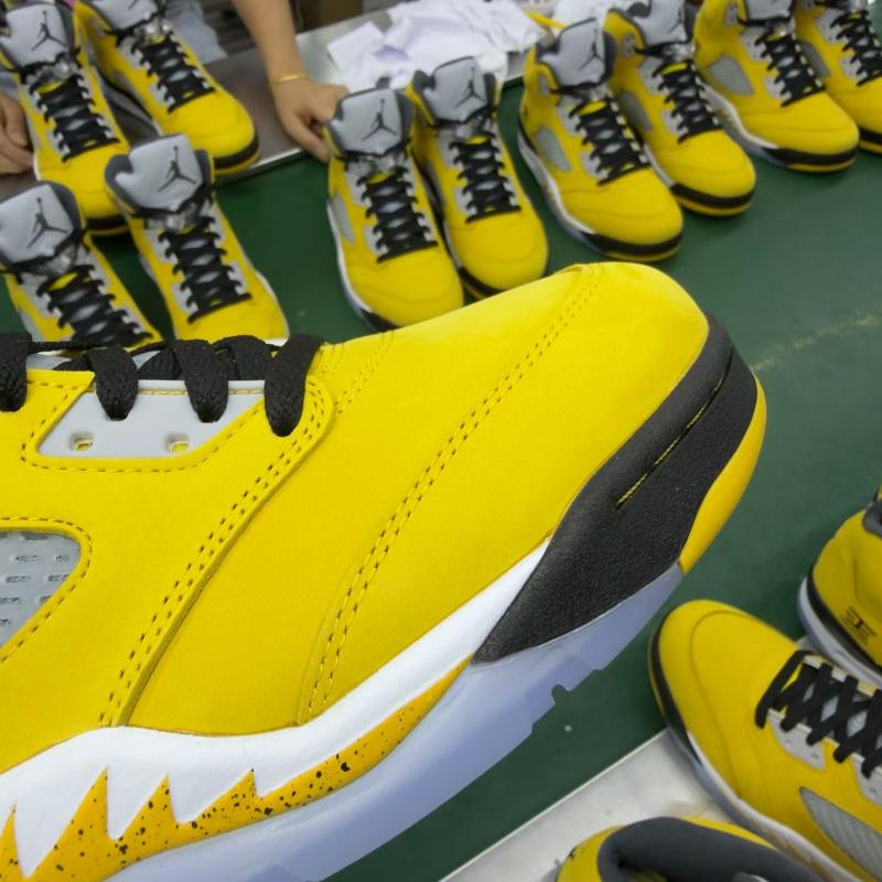Jordan 5 Retro Tokyo T23